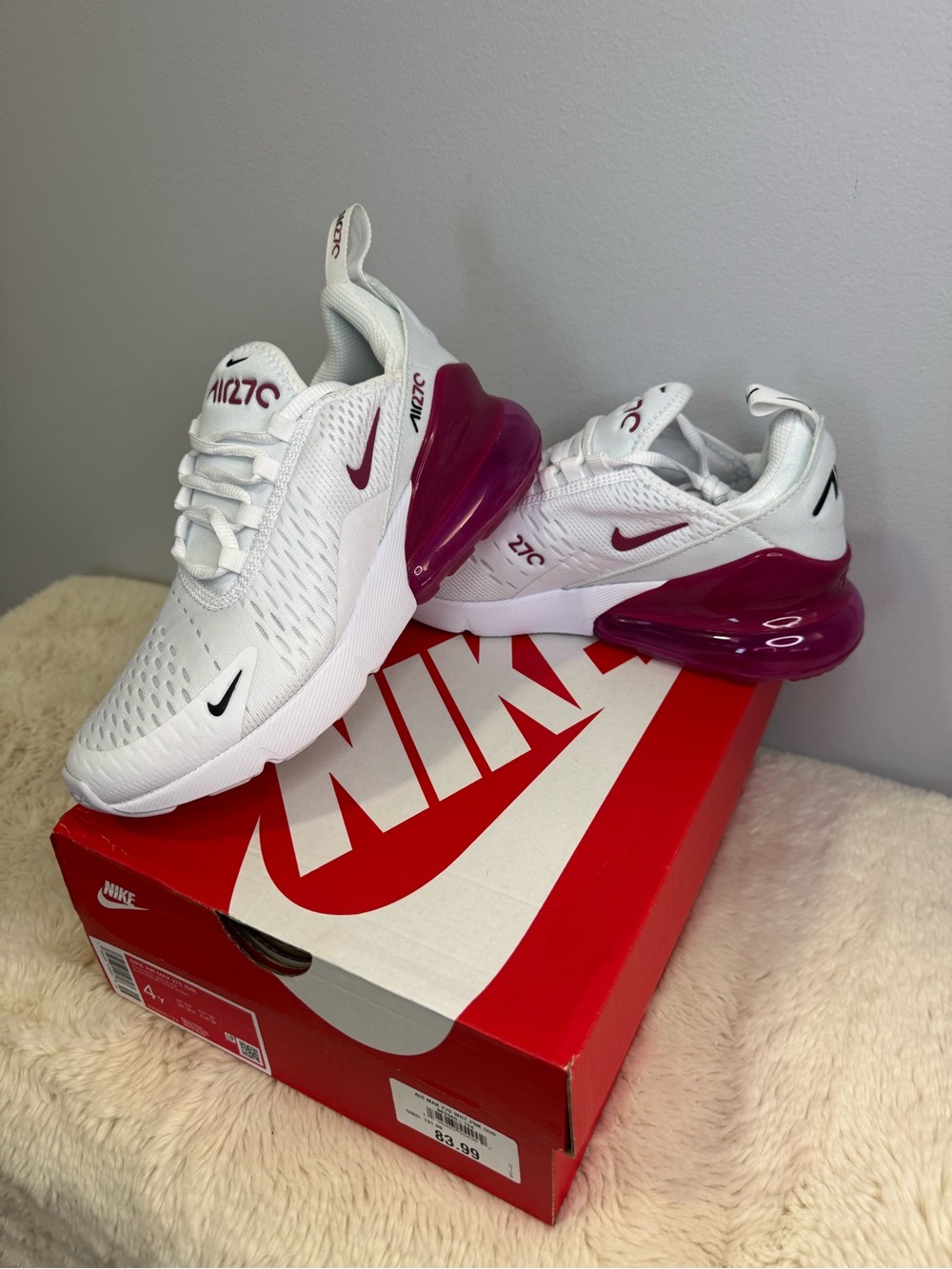 Nike Air Max 270 (GS) Youth Size 4Y